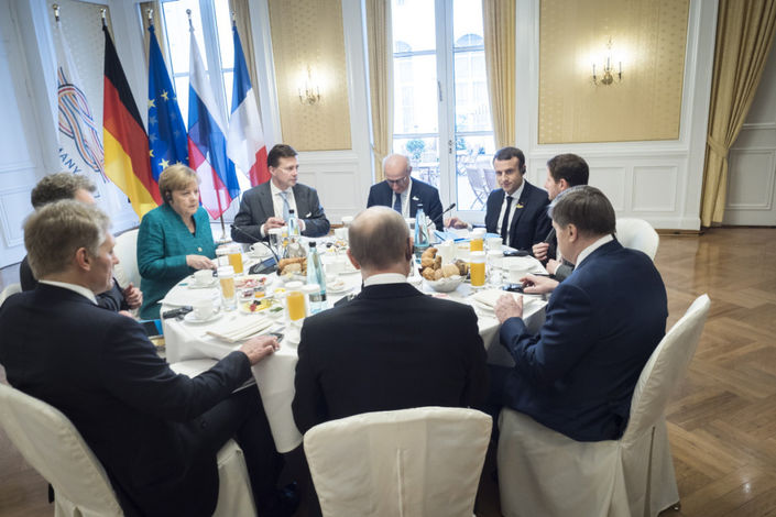 Śniadanie robocze przywódców Francji, Niemiec i Rosji