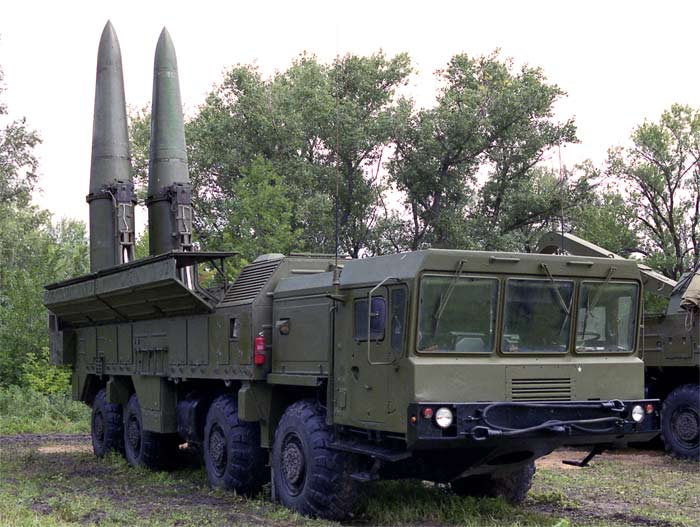 Pociski  balistyczne takie jak Iskander, oraz wyposażone w systemy naprowadzajace rakiety i pociski artyleryjskie to jednej z największych wyzwań dla systemów OPL. Fot. mil.ru