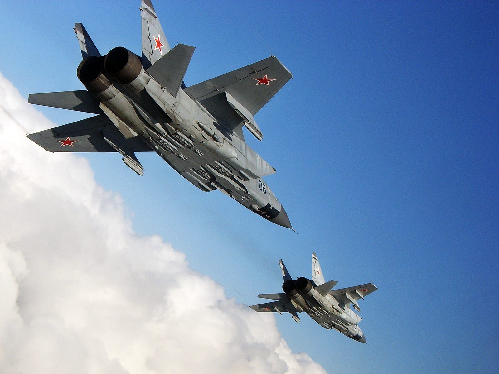 Dwa myśliwce MiG-31BM - fot. mil.ru