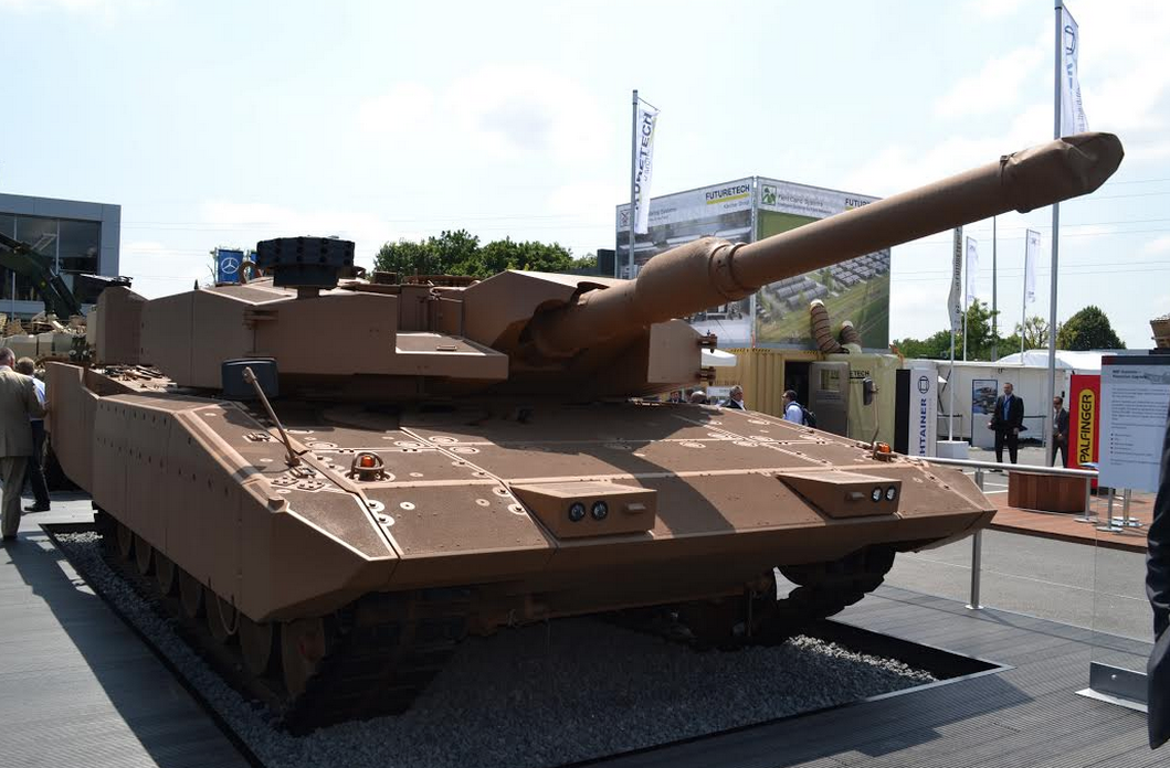 Jedna z koncepcji modernizacji Leoparda 2 przygotowana przez Rheinmetall. Fot. J. Graf/Defence24.pl.