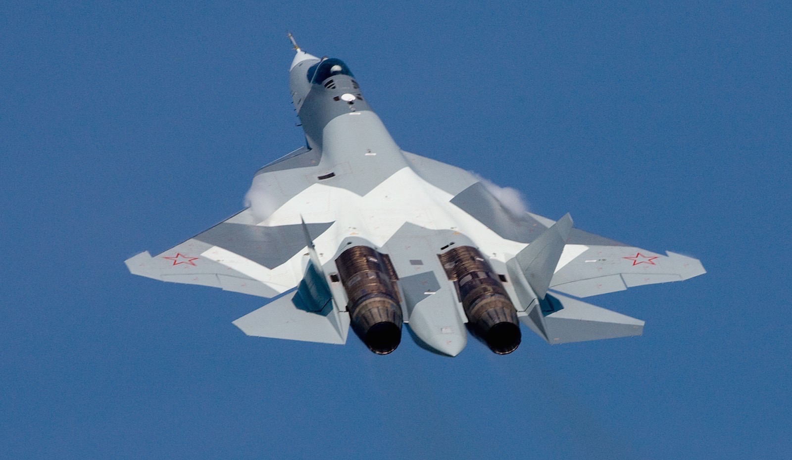 Jednym z głównych problemów Su-57 jest napęd. Fot. Rostec