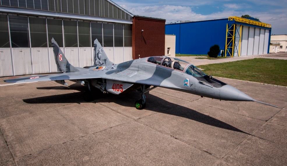 MiG-29UB z 22. BLT w Malborku ozdobiony podobizną gen. Stanisława Skalskiego - fot. WZL-2