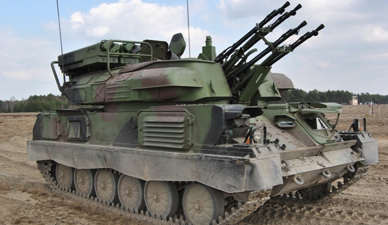 System samobieżny kalibru 35 mm może zastąpić posowieckie pojazdy ZS-23-4 Szyłka i ich polską modyfikację w wersji artyleryjsko-rakietowej ZSU-23-4MP Biała. Fot. DPI MON
