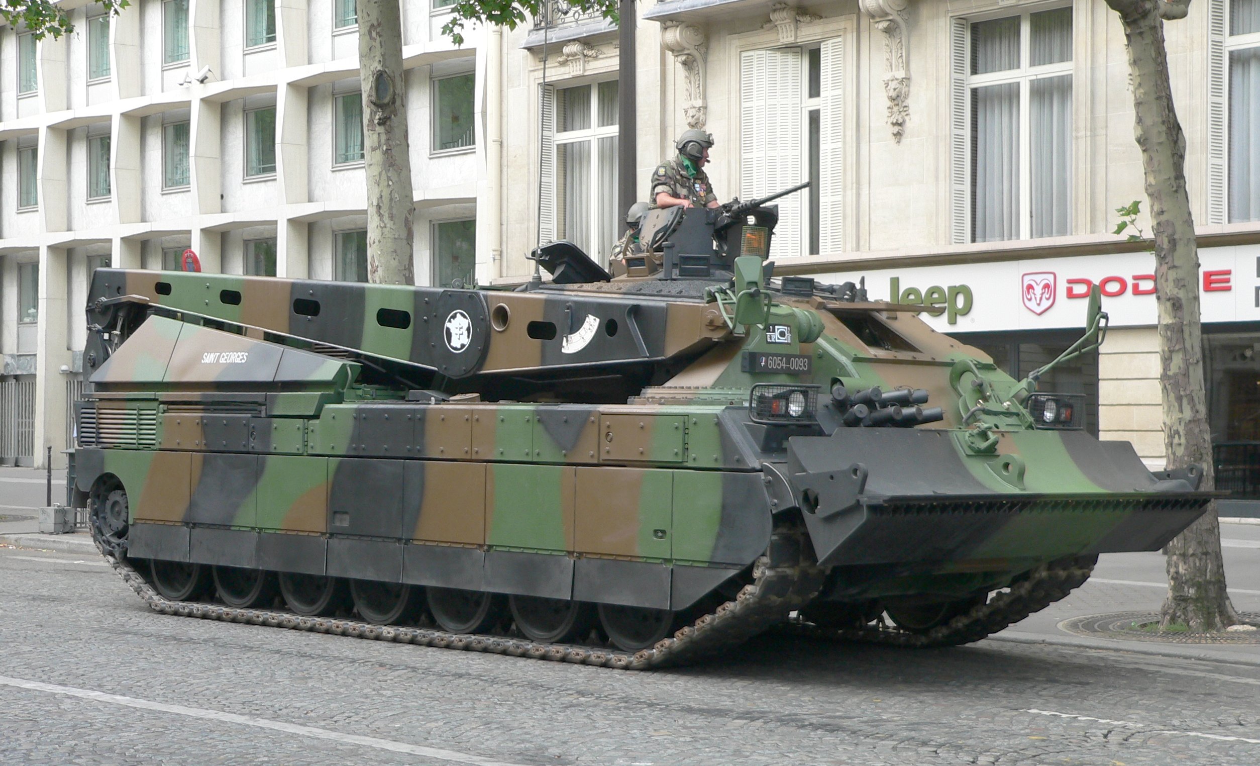 Wóz zabezpieczenia technicznego Leclerc DCL, fot. Rama/CC BY-SA 2.0 FR, Wikipedia