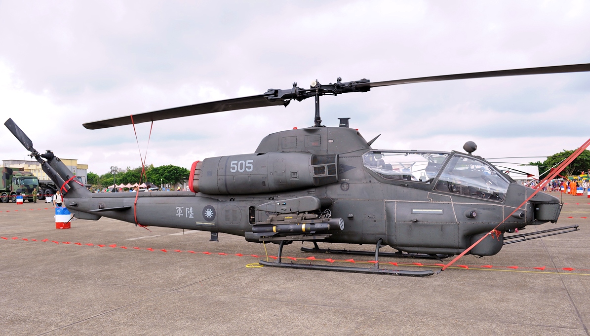 Śmigłowiec Bell AH-1W Super Cobra Republiki Chińskiej Zdjęcie: Toshiro Aoki