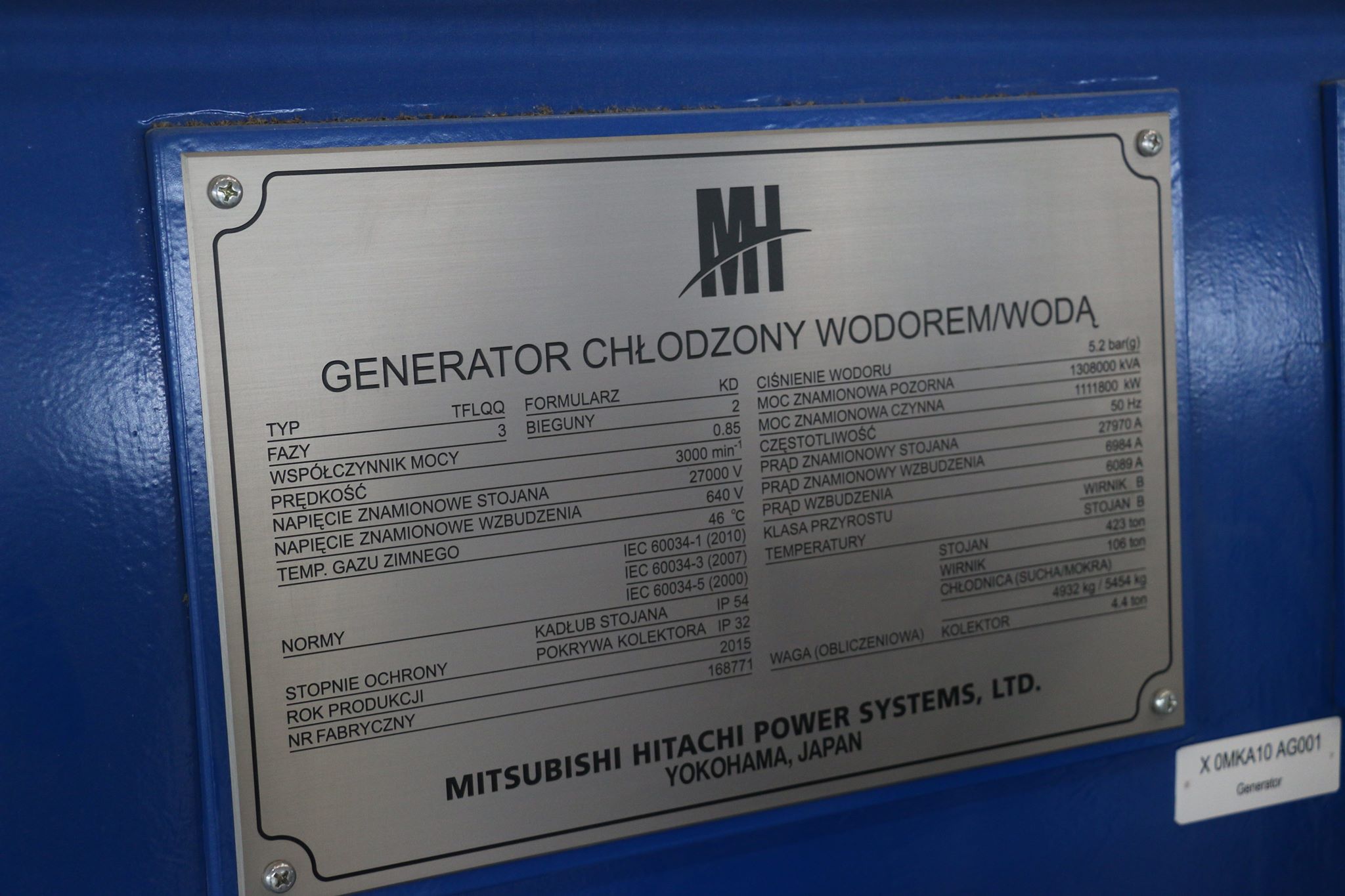 Tabliczka znamionowa na generatorze; Energetyka24